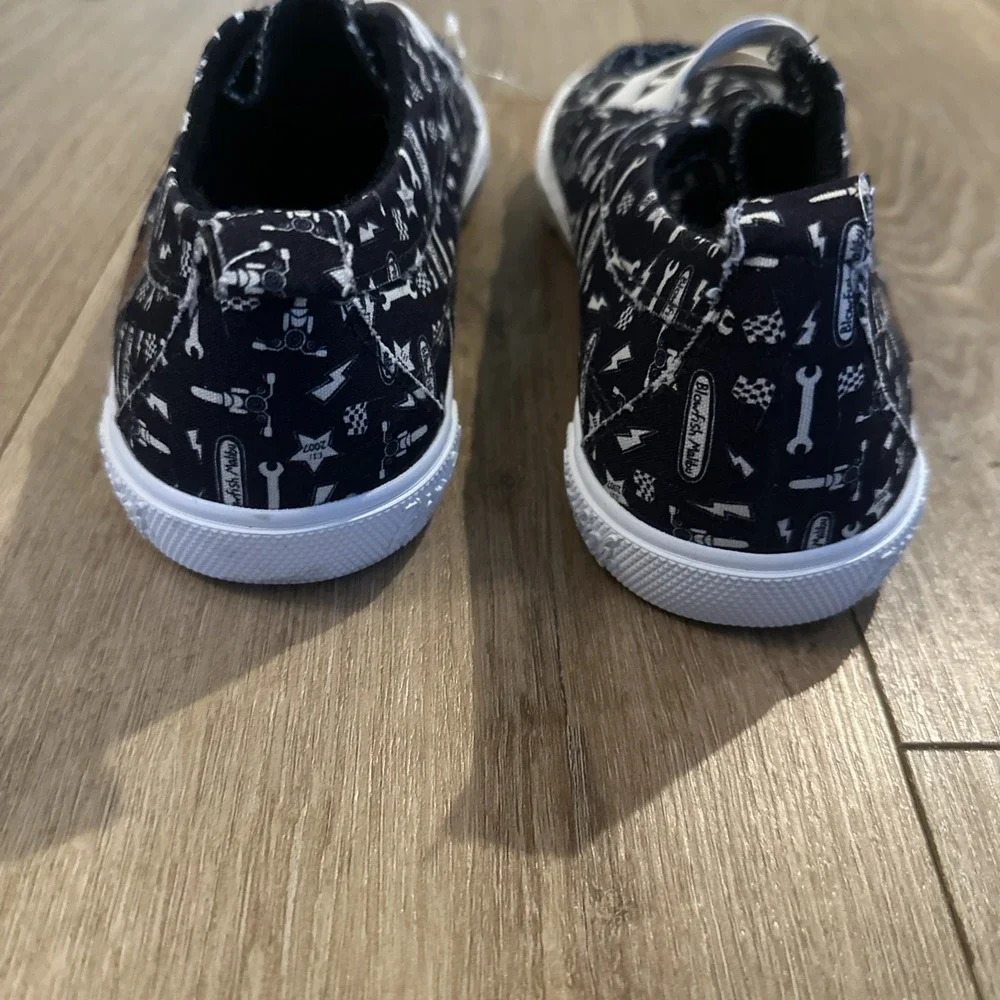 Blowfish Malibu Kids Boys Motor Club Slip On Racing‎ Flag Tools Sneaker Size 4